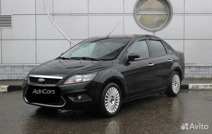 Бампер передний Ford Focus 2 2007-2011 Черный