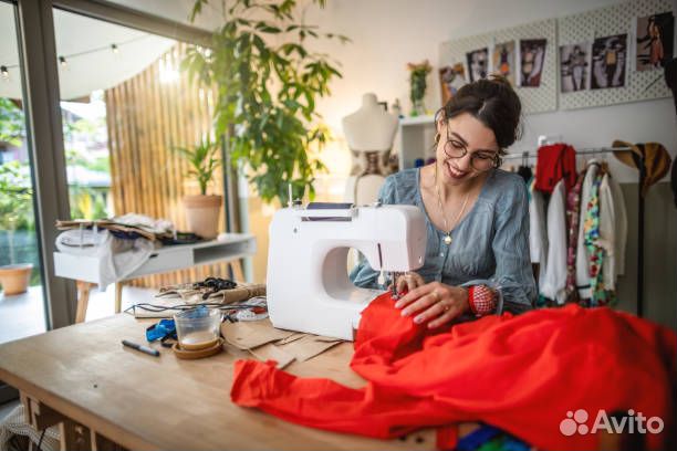 Помощник швеи