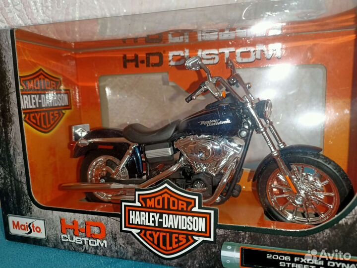 Мотоцикл Harley Davidson 1/12 Maisto
