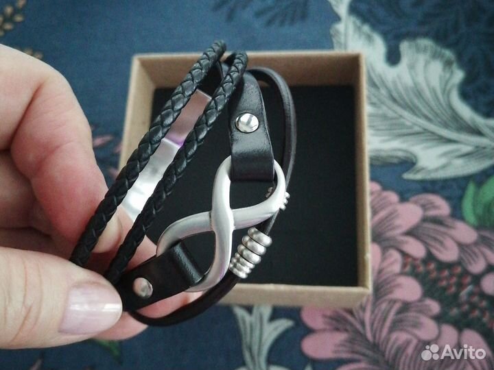 Кожаный браслет мужской