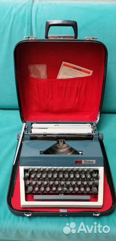 Печатная машинка erika пишущая 1970-х годов