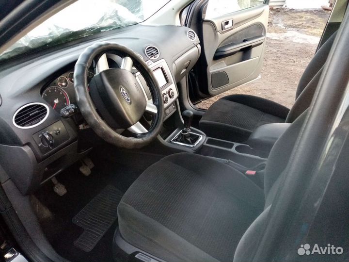 Сиденья передние с подогревом на Ford focus 2
