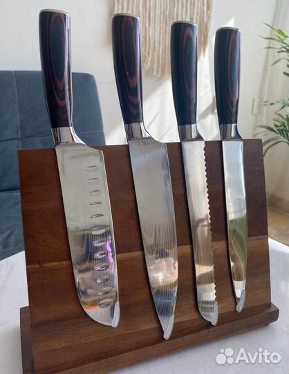 Магнитная подставка для кухонных ножей