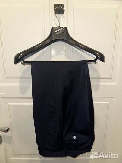 Мужской костюм Boggi Milano