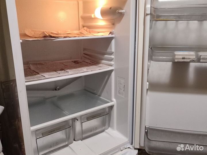 Холодильник ariston б/у