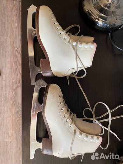 Детские фигурные коньки wifa 31LL