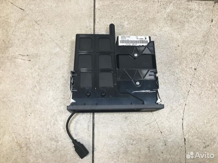 Блок управления магнитолой Volkswagen Tiguan I (2007—2011)