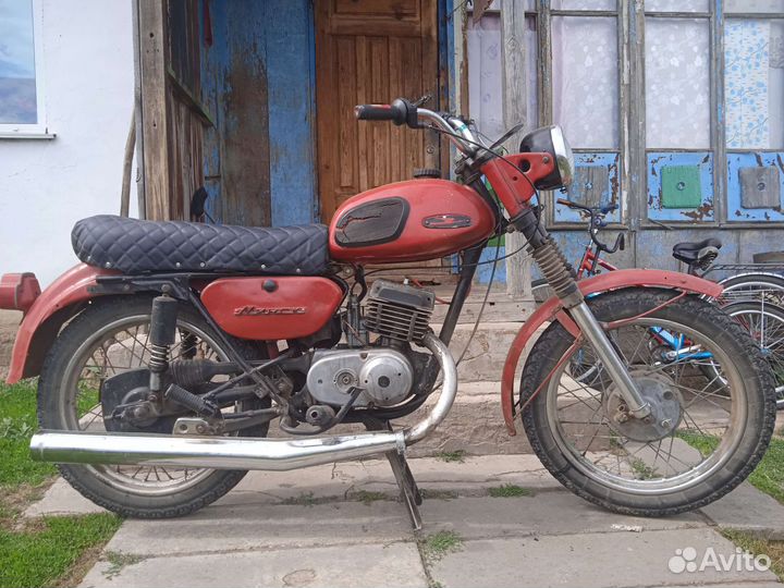 Продам мотоцикл минск 125