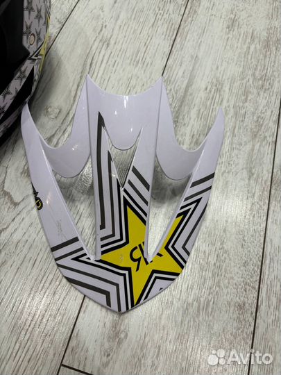 Кроссовый шлем