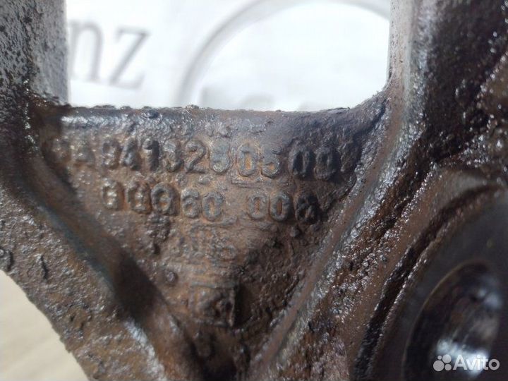 Кронштейн реактивной тяги Mercedes-Benz Actros MP2