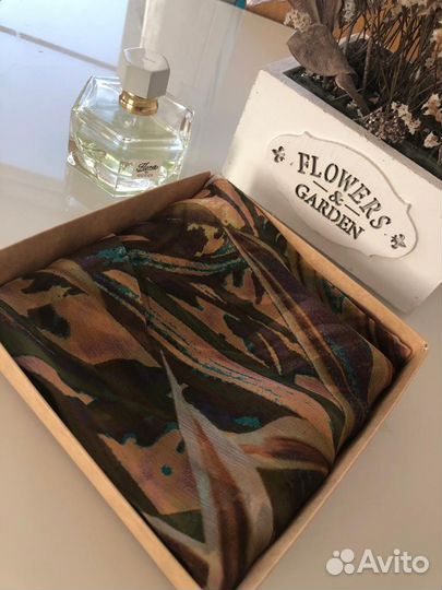 Платок. Итальянский шелк. Ручная работа