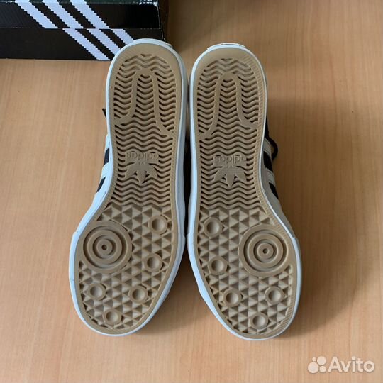 Adidas matchcourt (9us/8,5uk)