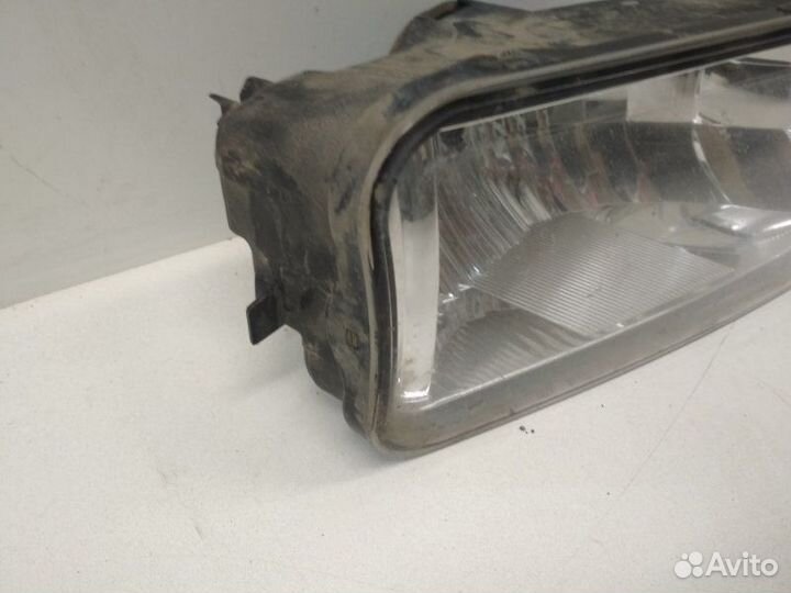 Фара противотуманная передняя левая Toyota Land