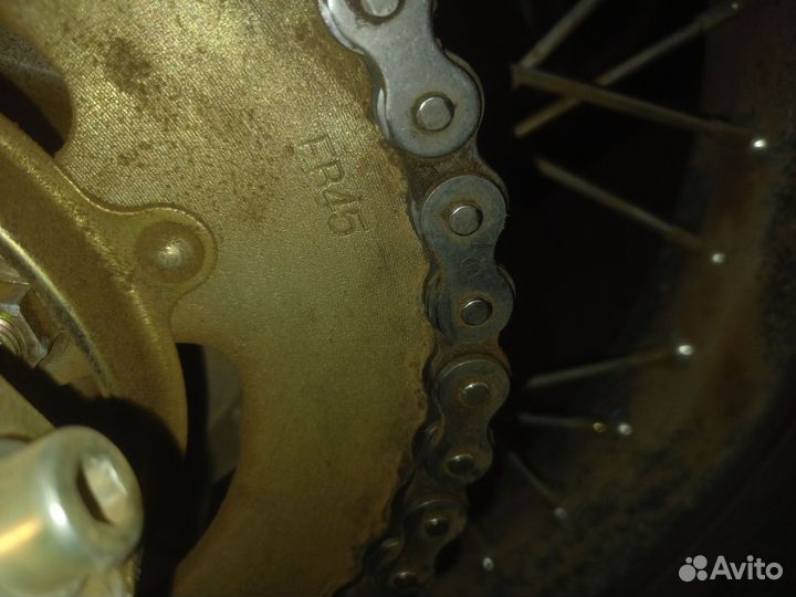 Продам ведомую звезду на мотоцикл 45-520