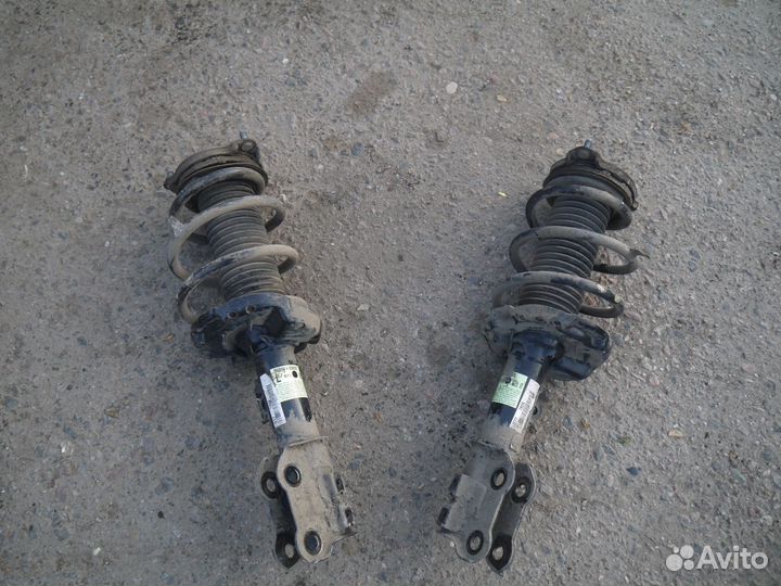 Амортизатор стойка передняя правая KIA Optima 4