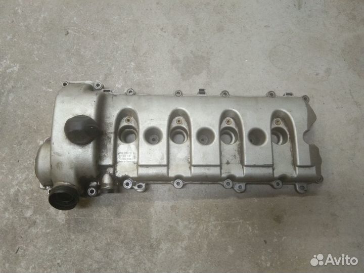Клапанная крышка Порш Каенн 4.5 M48.00