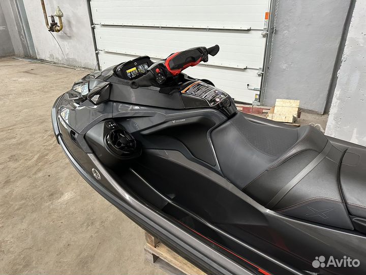 Новый BRP rxt rs 300 audio yellow & black2023