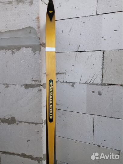 Лыжи мукачевские 200 см