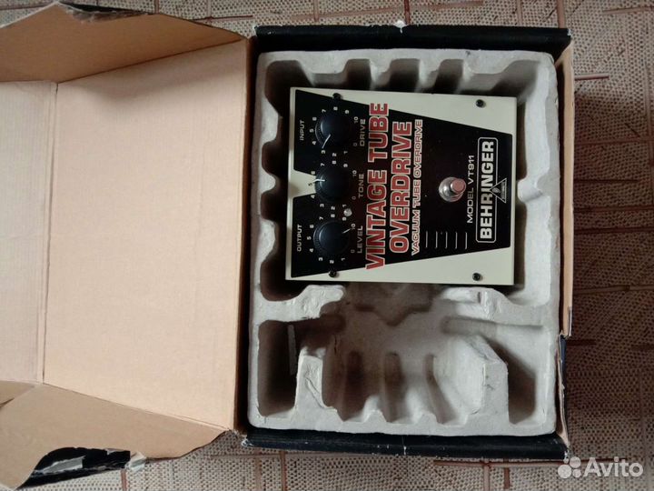 Behringer VT911 Overdrive педаль для гитары и баса