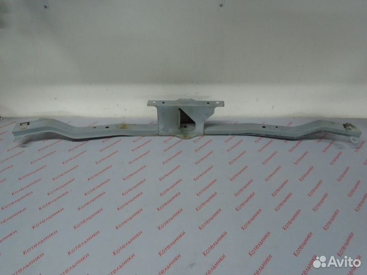 Nissan 62290-AU000 Усилитель бампера верхний