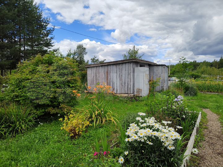 Дача 18 м² на участке 9,5 сот.