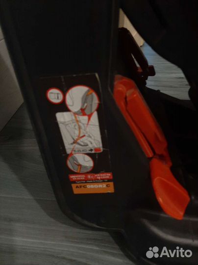 Автокресло от 6 месецев