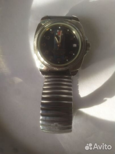 Наручные командирские часы