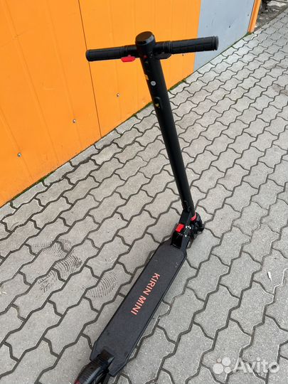 Продам электросамокат