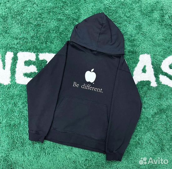 Balenciaga Be Different худи