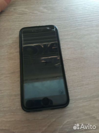 Телефон iPhone 6s