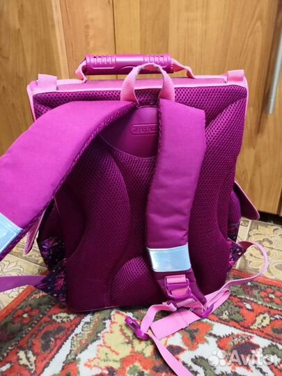 Рюкзак школьный