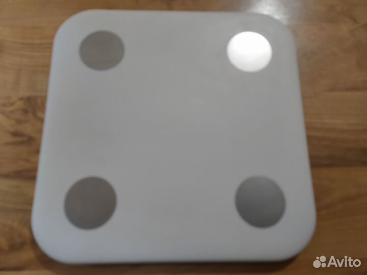 Умные весы Xiaomi Mi Body Composition Scale