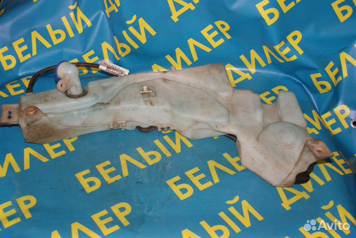 Бачок омывателя лобового стекла Ford Focus 2