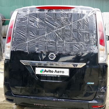 Nissan Serena 2.0 CVT, 2013, битый, 195 000 км