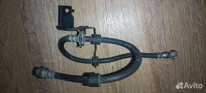 Передние тормозные шланги Mitsubishi