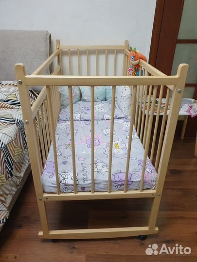 Детская кроватка