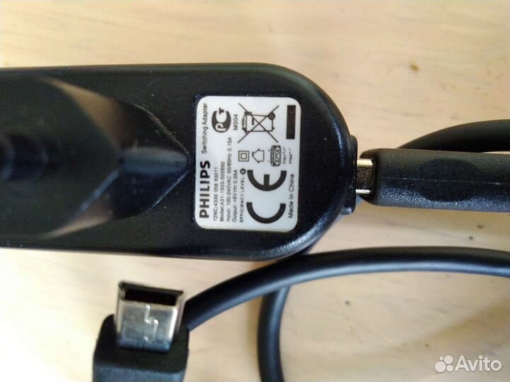 Адаптер питания и кабели