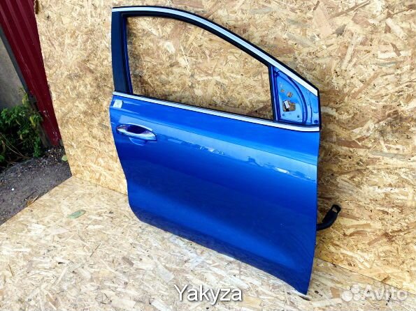 Дверь передняя правая Mitsubishi Outlander