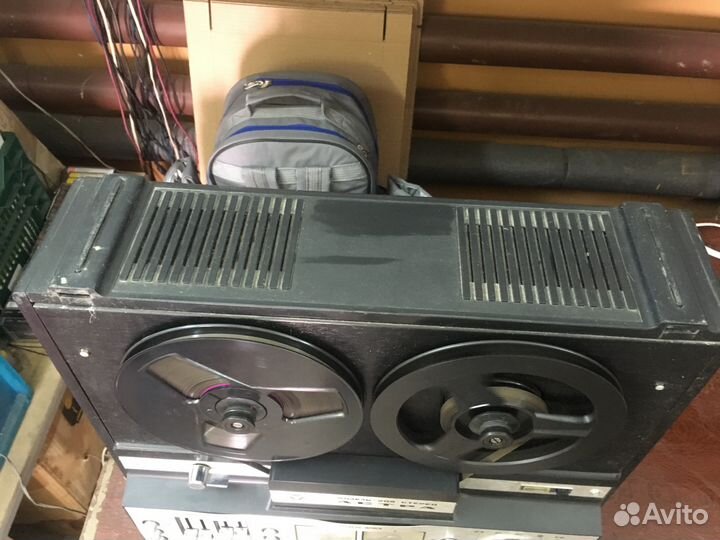 Катушечный магнитофон «Астра 209 стерео»