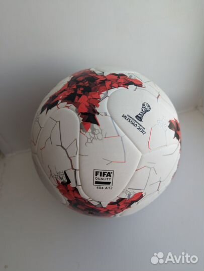Футбольный мяч adidas krasava