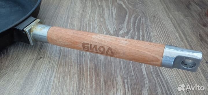 Сковорода чугунная бу