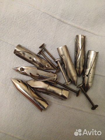 Шпульные колпачки пуля и шпульки от Singer