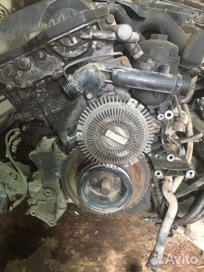 Двигатель bmw m50b25