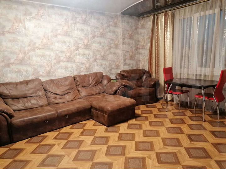 2-к. квартира, 50 м², 3/25 эт.