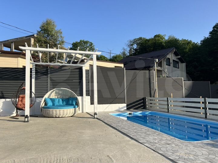 Дом 160 м² на участке 5 сот.