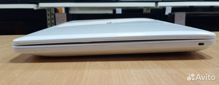 Asus/i5 5200/12GB/GT920/128 GB SSD/15.6 IPS FHD