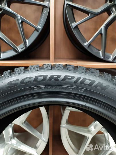 Pirelli Scorpion Ice Zero 2 285/40 R21 109H