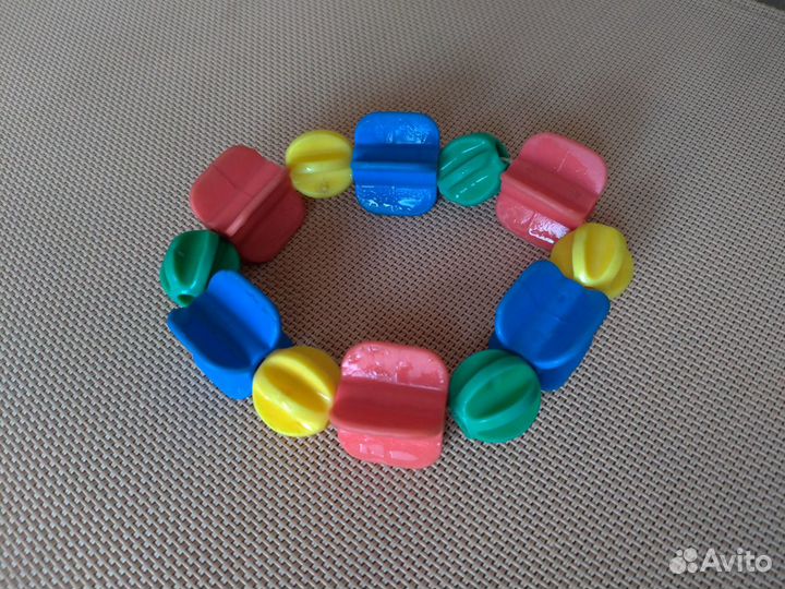 Погремушки, прорезыватели