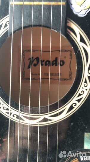 Акустическая гитара
