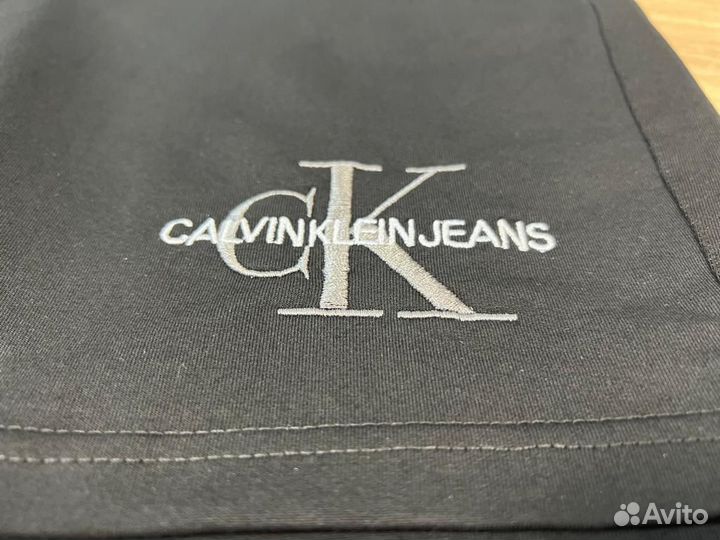 Шорты Calvin Klein
